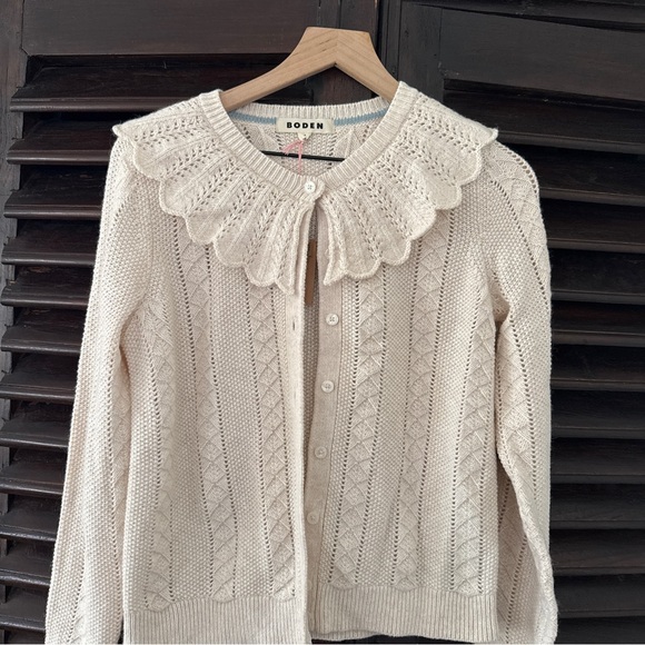 Boden NEW knit Elegant Cream Sweater with Scalloped Collar - Picture 3 of 5